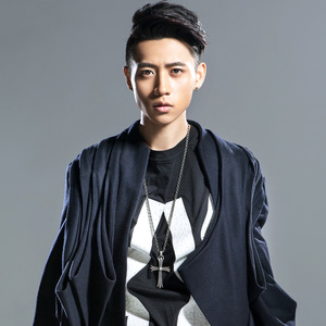 小女生隐藏配位
